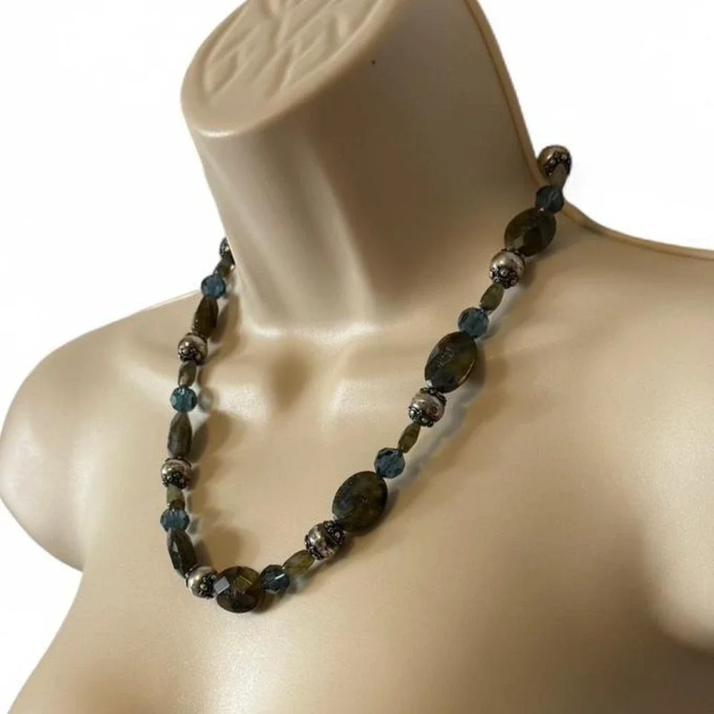 Vintage Artisan‎ Beaded Necklace